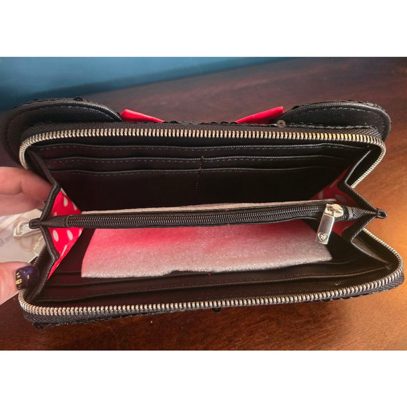 Loungefly ❤️ Logo Disney Minnie Mouse Bow Sequin Wallet - Picture 6 of 7